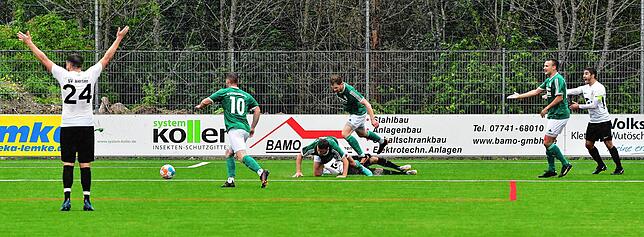 Bild 25: SV Herten bejubelt einen knappen und glücklichen Sieg bei der SG Mettingen/Krenkingen &ndash; und wir haben die Bilder!
