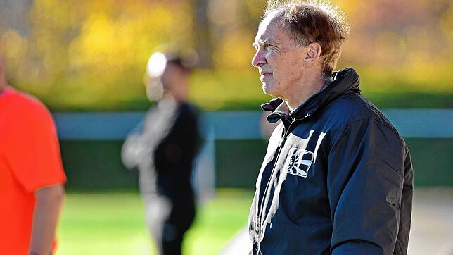 Der &bdquo;neue&ldquo; Mann an der Außenlinie beim Oberligisten FC 08 Villingen: Reiner Scheu. Bild: Sigwart