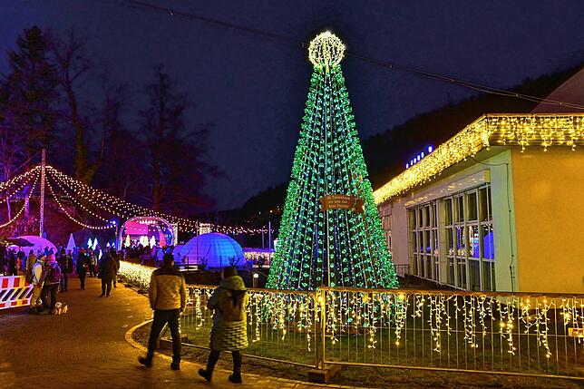 Bild 16: Ausgezaubert: Eine Million Lichter sind jetzt erloschen