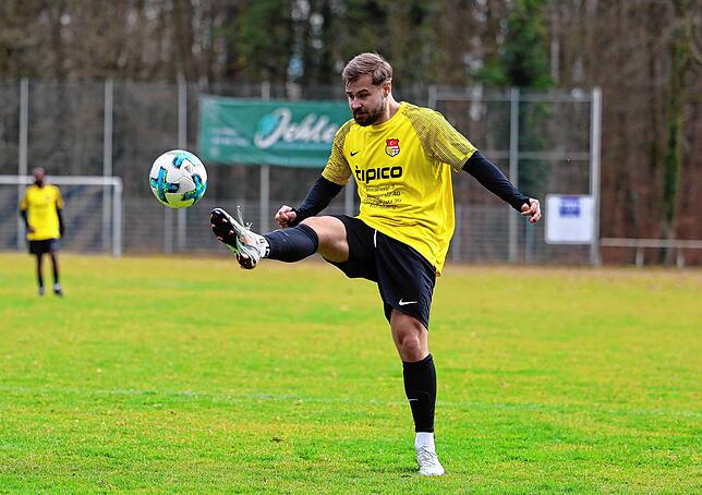 Bild 6: Unsere Bildergalerie vom Sieg des TSV Überlingen/Ried im KLA-Spitzenspiel gegen den TSV Konstanz