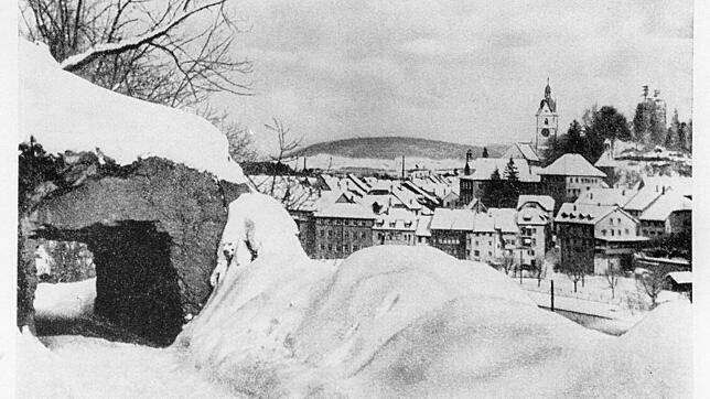 Der Straßentunnel im Winter. Oft hingen lange Eiszapfen von der Decke.