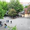Das Ellenrieder-Gymnasium hat die zweitmeisten Anmeldezahlen fürs Schuljahr 2023/24. Nicht alle Kinder, die sich hier angemeldet hatten, ...