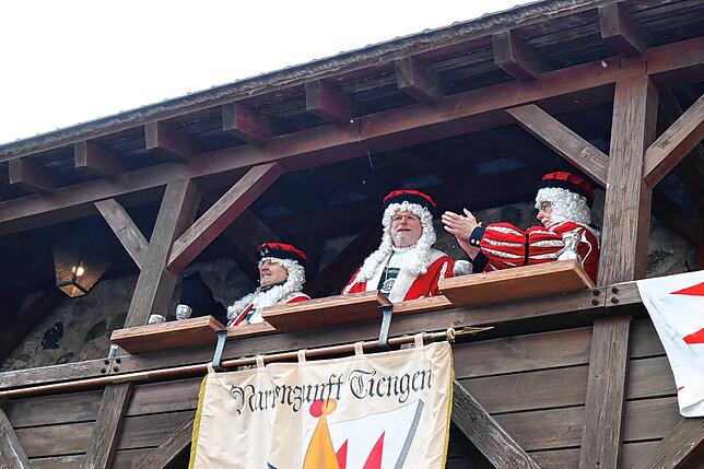 Bild 31: Das Narrengericht in Tiengen kennt keine Gnade! Das sind die Bilder