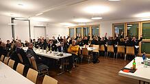 Die rund 60 Mitglieder und Gäste der Feuerwehrabteilung Pfullendorf fanden in den neuen Räumlichkeiten im umgebauten und erweiterten ...
