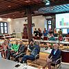 Das lange Warten hat ein Ende: Gemeinderatskandidatinnen und -kandidaten, interessierte Bürger und Verwaltungsmitarbeiter sehnen die ...