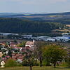Entlang der Wutach, parallel zur Bundesstraße&nbsp;314, zieht sich das Horheimer Gewerbegebiet als weißes Band mit Industrie- und ...