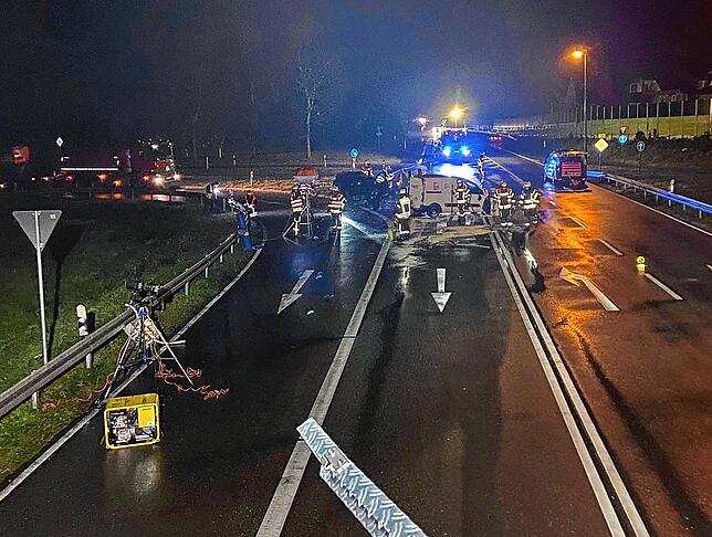 Zu einem Zusammenstoß zweier Fahrzeuge kam es am Samstagabend auf der B34 bei Wehr.