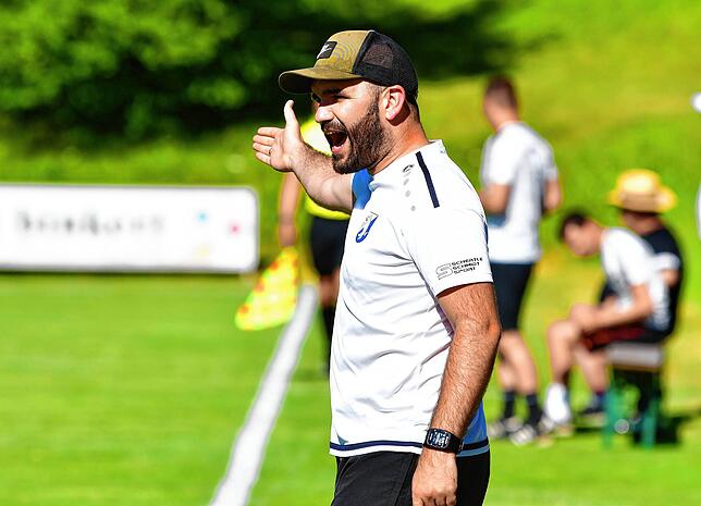 Bild 23: Weitere Impressionen vom 3:2-Sieg des FC Erzingen zum Landesliga-Aufstieg gegen den FC Emmendingen