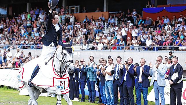 Er war der letzte strahlende Sieger beim großen Preis des CHI in Donaueschingen 2019, der US-Amerikaner Lucas Porten und sein Hunter.