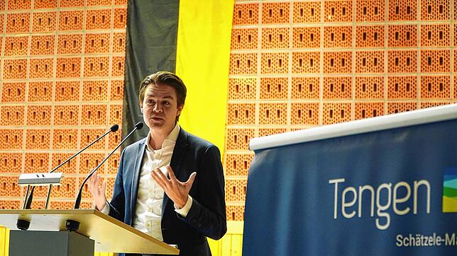 Acht Jahre war Marian Schreier Chef im Tengener Rathaus. Inzwischen arbeitet er in Berlin für die Industrie und Handelskammer (IHK). Zum ...