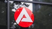 Arbeitslosengeld wird für maximal zwei Jahre gezahlt. Nicht jeder kann die Leistung aber so lange bekommen.