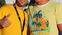 Michael Lorenz aus Singen traf Jürgen Milski (rechts).