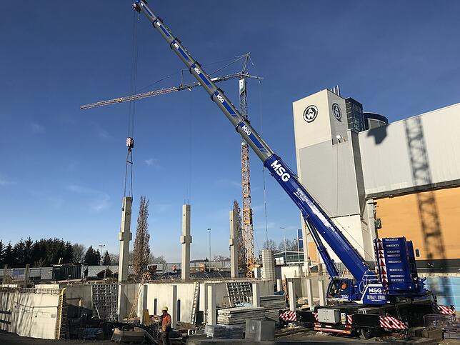 Am südlichen Ende des Weber-Firmenareals in Markdorf entsteht aktuell eine neue Produktionshalle, die die Kapazitäten des Unternehmens ...