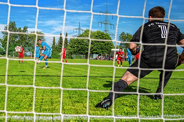 Bild 1: SV Buch besiegt den FC Wallbach mit 6:0 &ndash; und wir haben Bilder!