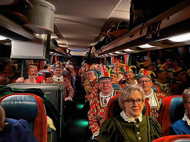 Einer der beiden Busse auf dem Weg nach Berlin.