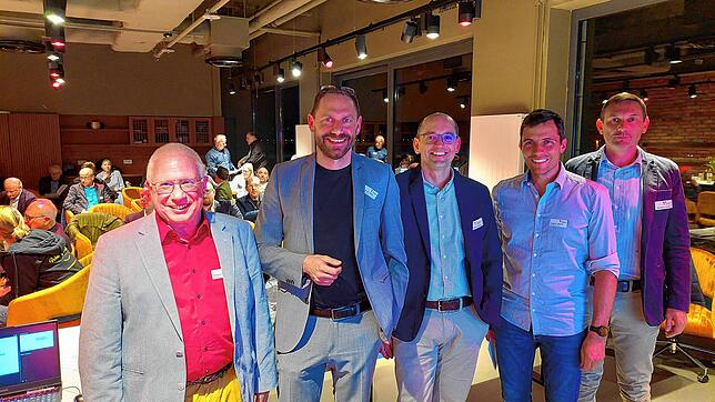Der neu gewählte Vorstand der Händlervereinigung Treffpunkt Konstanz (von links): Ekkehard Greis (Beisitzer), Daniel Hölzle ...
