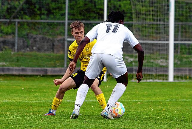 Bild 6: SV Denkingen gewinnt Spitzenspiel beim SC Markdorf. Wir waren mit der Kamera dabei!
