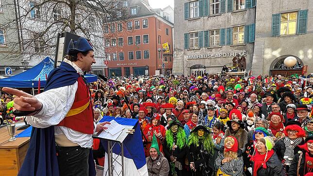 Bild 41: Schmotziger Dunschtig: Auf dem Obermarkt fällt das Jakobiner-Tribunal sein Urteil