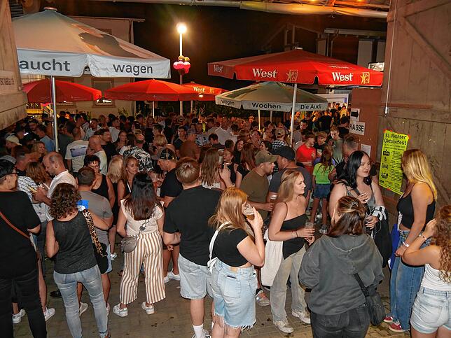Bild 27: So schön war es auf dem Scheunenfest in Schlatt am Randen