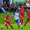 Erlösung: Robin Nohl (Mitte) setzt sich hier gegen Nils Wottke (links) und Tobias Maier durch. In der Nachspielzeit sicherte er mit ...