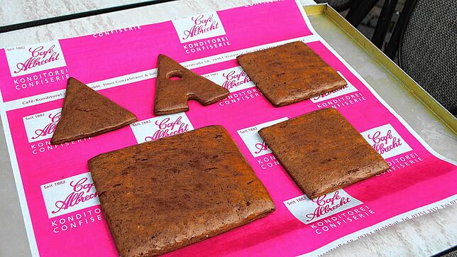 Schnell vergriffen waren die 150 Bausätze für Lebkuchenhäuschen, mit denen Kinder in Waldshut-Tiengen an einem Wettbewerb teilnehmen können.