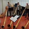 Lehrerin Ana Stankovic hat in Serbien Waldhorn studiert und sieht das Alphorn eher als Hobby. Bild: Rüdiger Fein