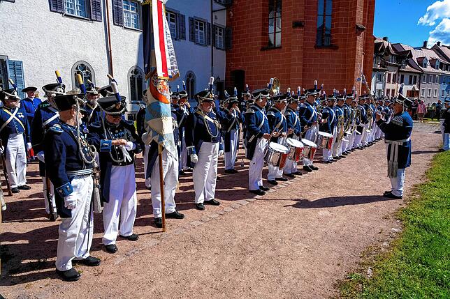 Bild 27: Die schönsten Impressionen von der Jubilumsparade der Pioniere durch die Innenstadt