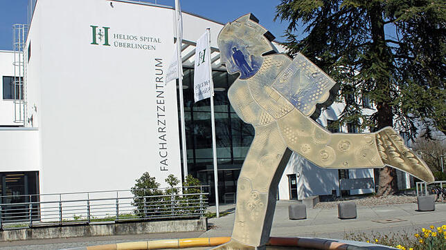Vor zehn Jahren hat der Helios-Konzern das Überlinger Krankenhaus übernommen. Das angegliederte Facharztzentrum wurde 2011 eröffnet. ...