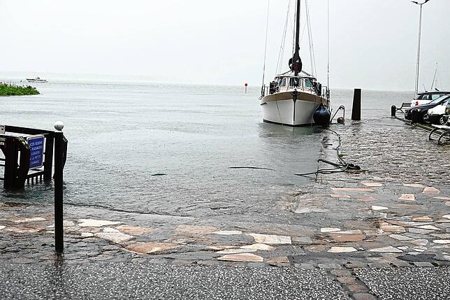 Das Hochwasser im Hafen von Le Croisic.
