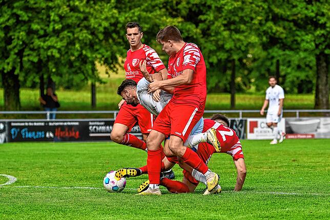 Bild 29: SV Blau-Weiß Murg besiegt den FC Schlüchttal mit 4:1 – und wir haben Bilder!
