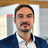 Michael Banghard ist Medizintechniker und Materialwissenschaftler. Bei Karl Storz leitet er den Bereich Materialkonformität.