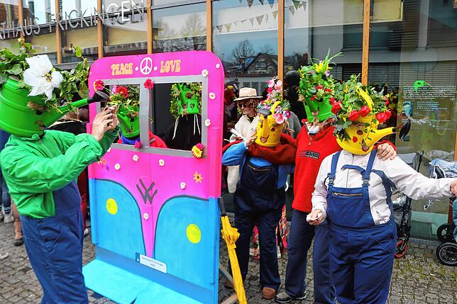 Bild 6: Fasnacht in Frickingen: So wurden die Hippies im Rathaus abgesetzt – Jetzt die besten Bilder sehen!