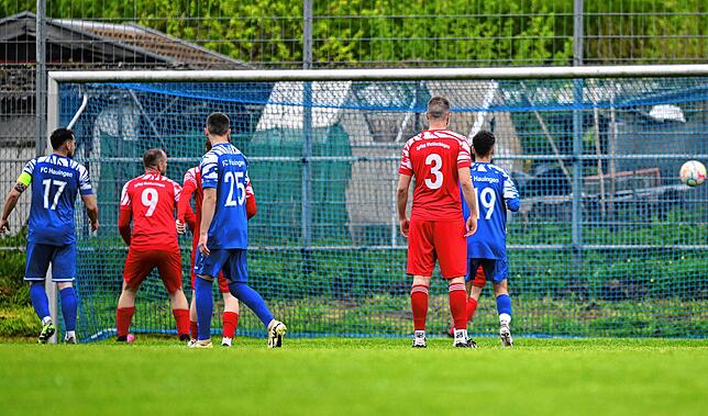Bild 16: Spvgg. Wutöschingen unterliegt im Pokal mit 0:5 beim FC Hauingen – und wir haben Fotos!
