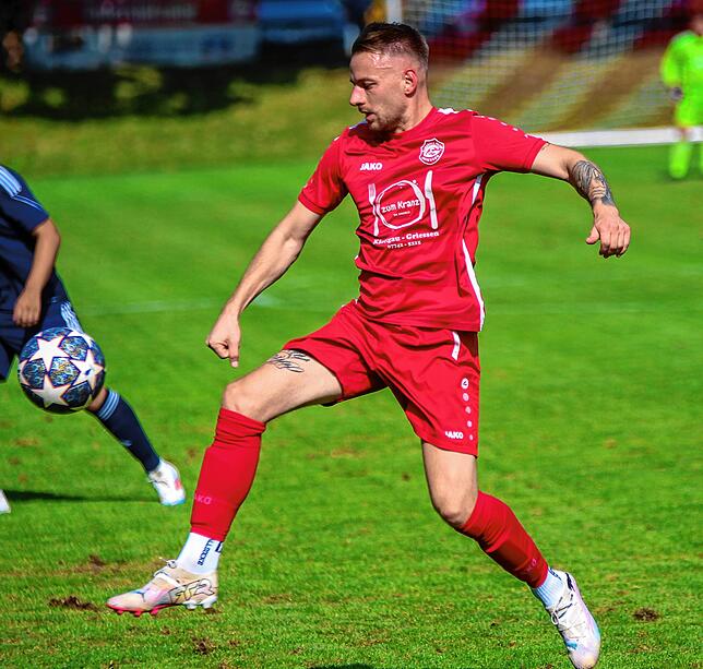Remis zum Auftakt: Maximilian Lais machte für die SG Geißlingen/Grießen nach der Pause das 2:2 gegen die Spvgg. Andelsbach perfekt.