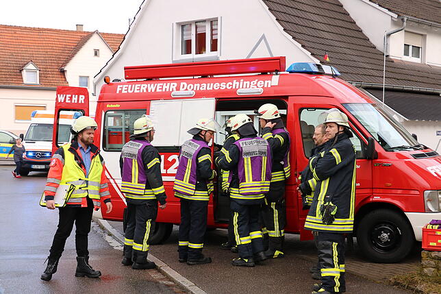Bild 14: Die Bilder zum Feuerwehreinsatz in Allmendshofen: Eine defekte Heizung beginnt zu brennen