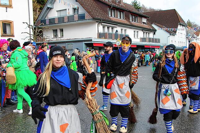 Bild 9: Narrensamen zeigt sich am Kinder- und Familienumzug &ndash; Teil 1. Wir haben Bilder.