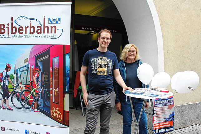 Bild 9: Bilder vom Straßenfest am Schweizer Feiertag (1)