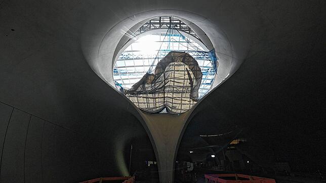 Auf der Baustelle des milliardenschweren Bauprojekts Stuttgart 21 gehen die Bauarbeiten bei dem unter die Erde verlegten Bahnhof voran.