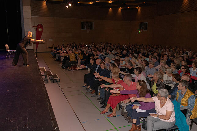 Bild 12: Stimmtrainerin Monika Hein in Waldshut: Bilder des vierten SÜDKURIER-Wissensforums