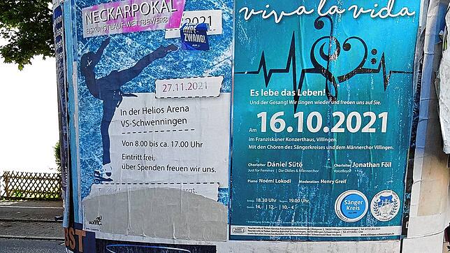 Eine der 33 Litfaßsäulen in der Stadt Villingen Schwenningen: Sie ist keinesfalls auf neuestem Stand.