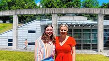 Luisa Weinmann (links) und ihre Klarinettenlehrerin Julia Guhl im Sommer 2023.  Bild: Julia Guhl