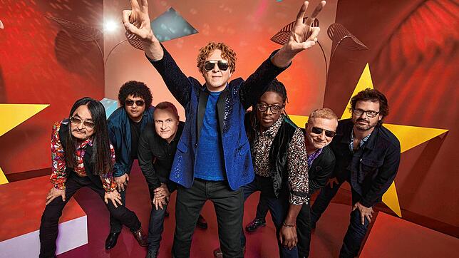 Die Band Simply Red mit dem charismatischen Sänger Mick Hucknall tritt 2023 beim Stars-in-Town Schaffhausen auf.