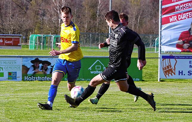 Bild 29: Die besten Bilder vom rassigen Linzgauderby zwischen SpVgg F.A.L und SV Denkingen