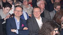 Auch SÜDKURIER-Chefredakteur Günter Ackermann (links) und SÜDKURIER-Regionalleiter Andreas Ambrosius waren unter den Gästen.