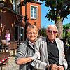 Renate Brutsche und Rolf Rebsamen sind nach der Öffnung der Laufenburger Brücke wieder vereint.