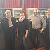 Zum 1. Januar übernimmt ein neues Unternehmen die Bewirtung der Neuen Tonhalle in Villingen. Hier präsentiert (von links) ...