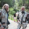 Vater Reiner Geiß und sein Sohn Daniel auf gemeinsamer Tour mit dem Motorrad. Ein Etappenziel sind die Triberger Wasserfälle.