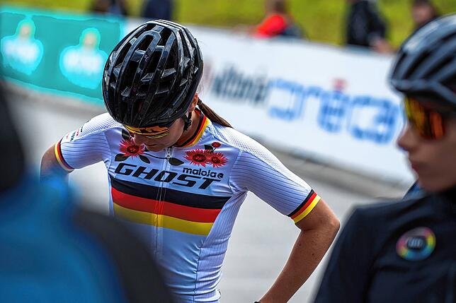 Bild 6: Mountainbikerin Finja Lipp fuhr Weltcup in Lenzerheide und wir haben Impressionen vom Rennen