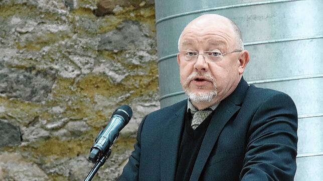 Professor Johannes Dillinger bei seinem Vortrag im Franziskanermuseum. Sein Thema sind die Verbindungen zwischen Gespenstern und ...