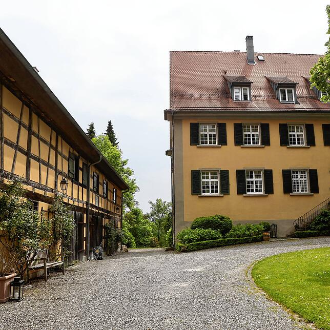 Mit zehn bis 160 Gästen können Brautpaare im Schloss Langenrain ihre Hochzeit feiern.
